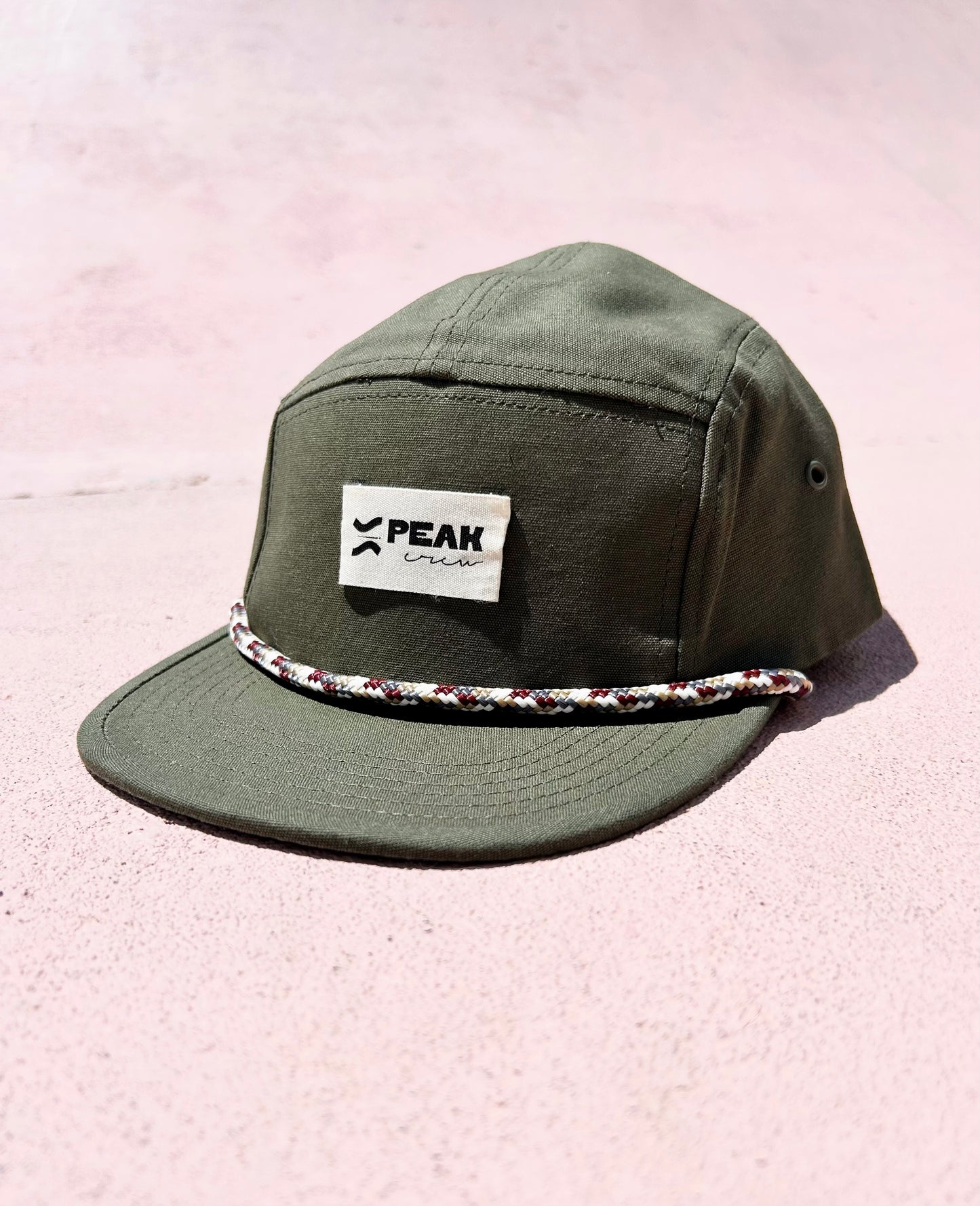 MOUNTAIN CAP